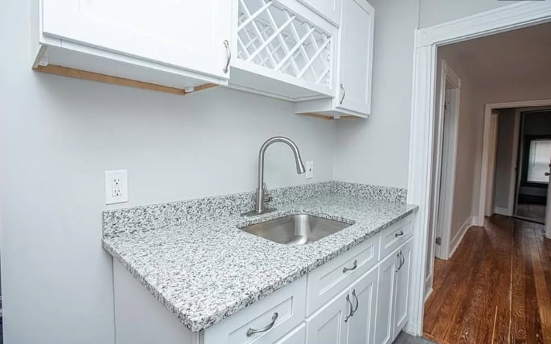 Building Photo - 64 Pleasant St