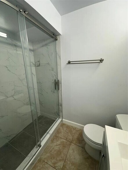 Building Photo - 2709 Shadybranch Dr