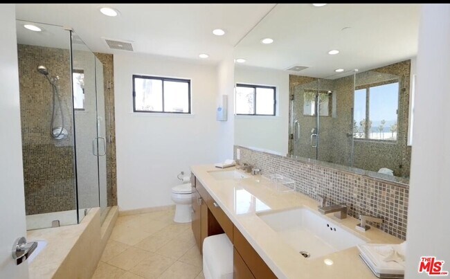 Building Photo - 110 Ocean Park Blvd