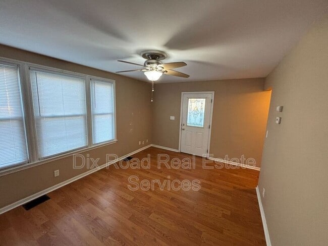 Building Photo - 348 Chase Ave