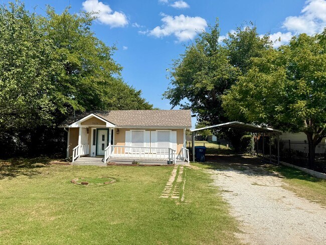Building Photo - For Rent – 2 Bedroom, 1 Bath Home in Westland, Fort Worth!