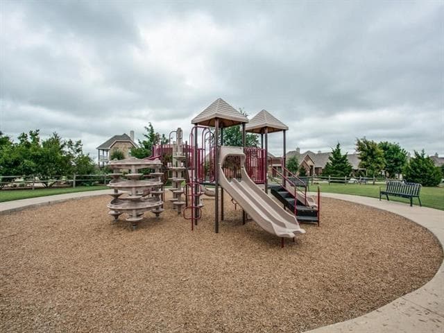 Building Photo - 5924 Round Up Ln