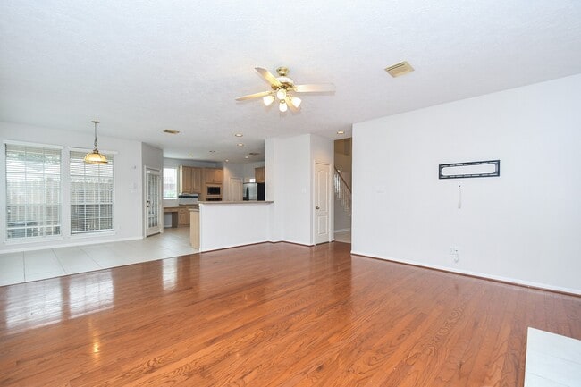 Building Photo - 7010 Adobe Oaks Ct