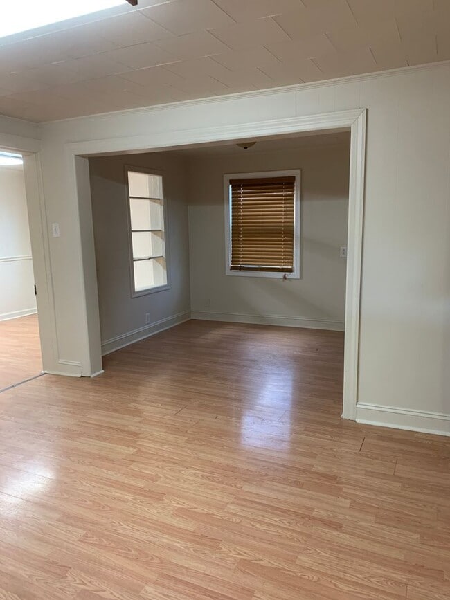 Building Photo - Single Family House located on South Vermont Street, Williamsport MD