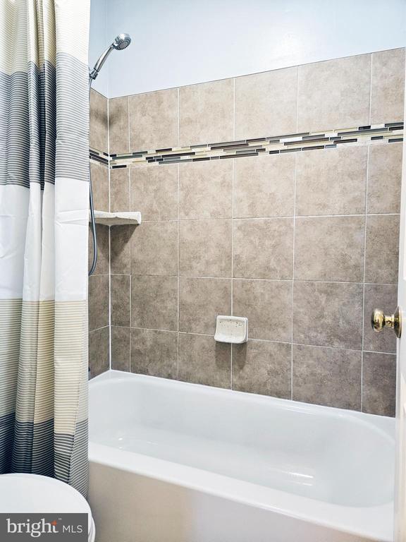 Building Photo - 3957 Hancock Forest Trail