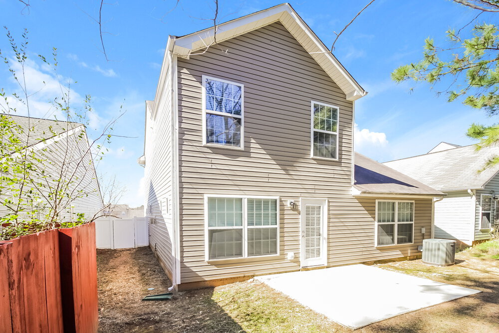 Building Photo - 427 Topaz Dr