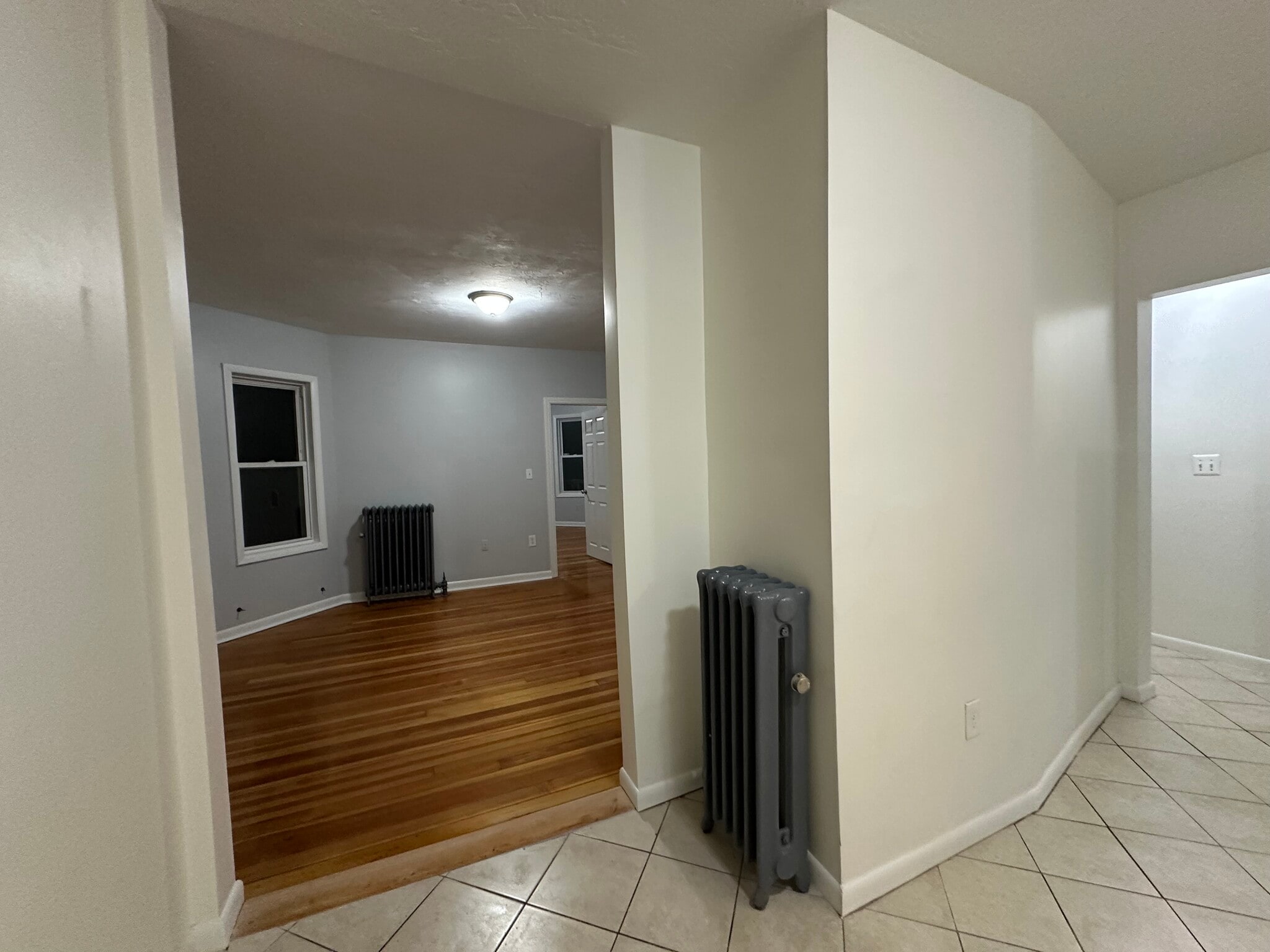 Building Photo - 245 Green St