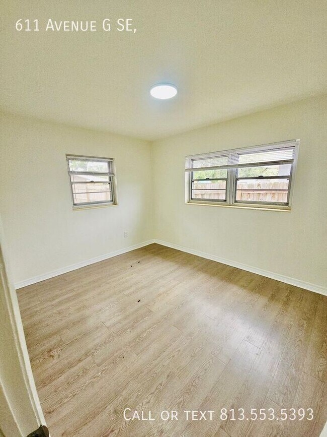 Building Photo - 611 Ave G SE