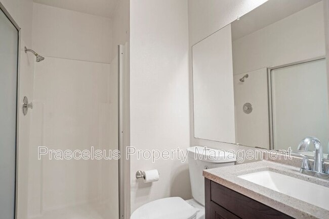 Building Photo - 1535 Apache Dr