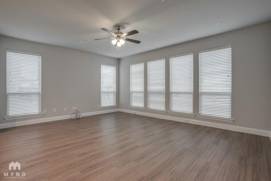 Building Photo - 3201 Damsel Sauvage Ln