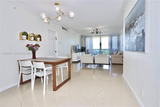 Building Photo - 2501 S Ocean Dr