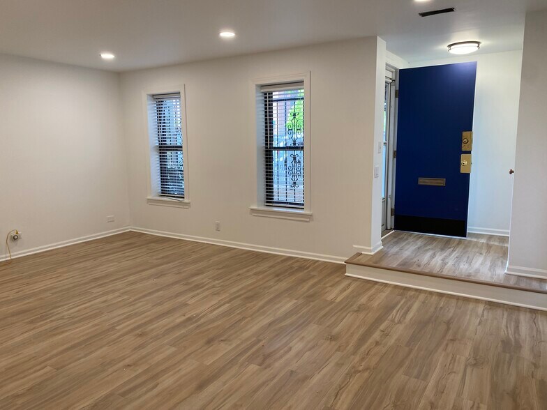 Living room - 2319 N Halsted St