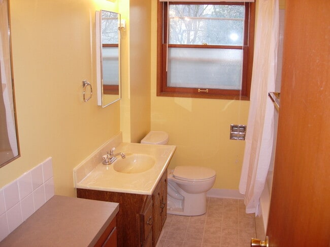 Building Photo - Charming 3 Bedroom Home in North Portland