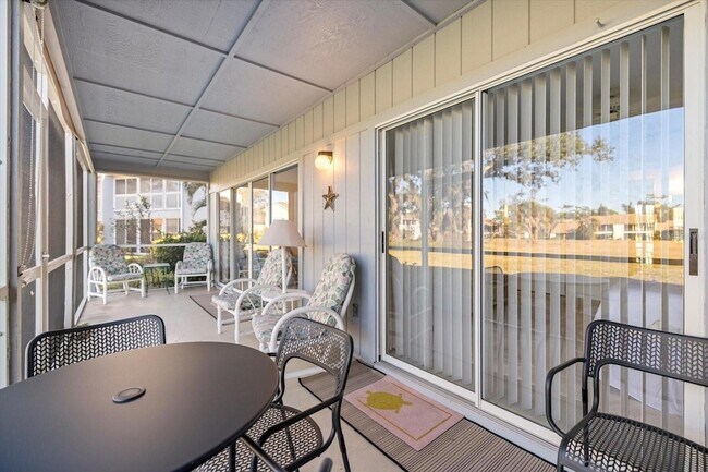 Building Photo - 880 Bird Bay Dr W