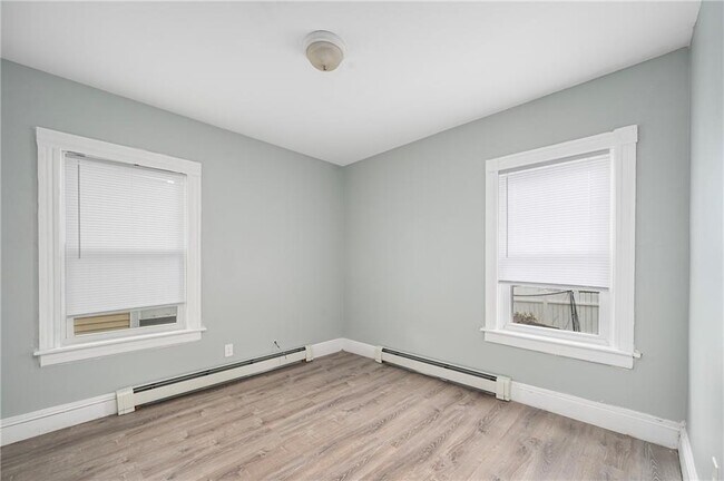 Building Photo - 149 Pomona Ave