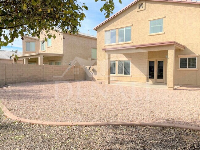 Building Photo - 925 E Canyon Rock Rd