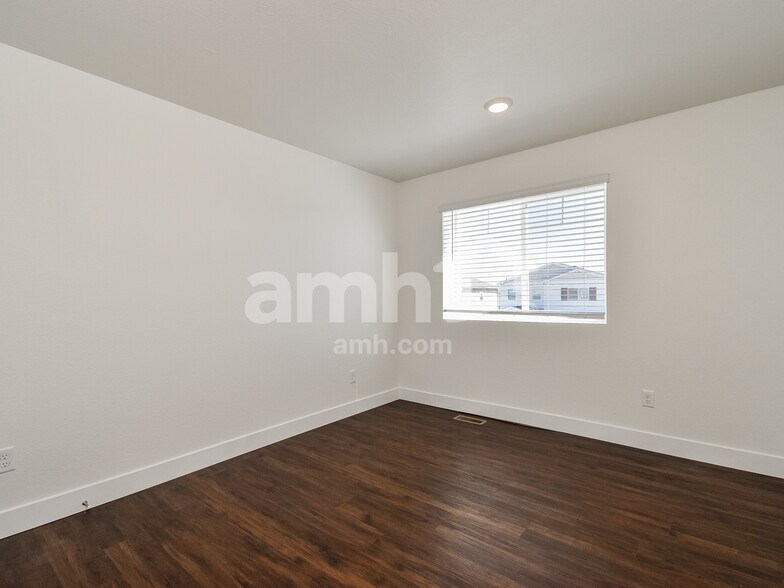 Building Photo - 7618 Mardale Ln