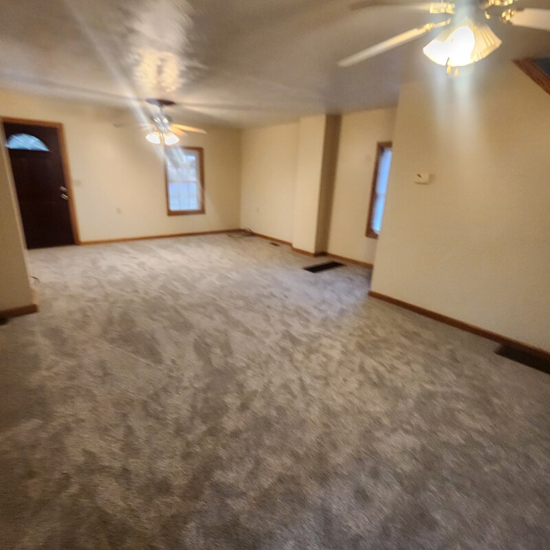 Building Photo - 2285 Hixton Rd