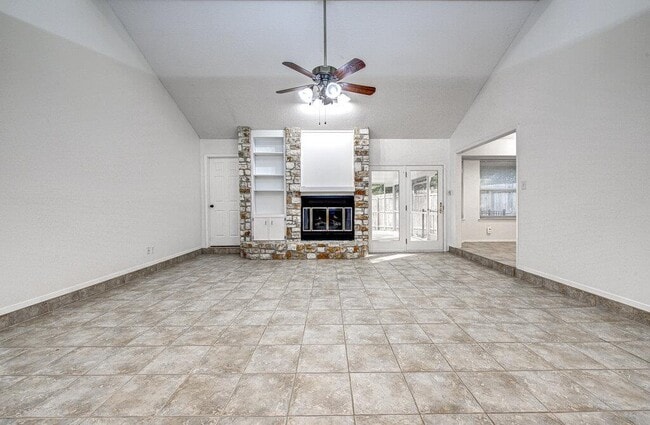 Building Photo - 11305 Pradera Dr