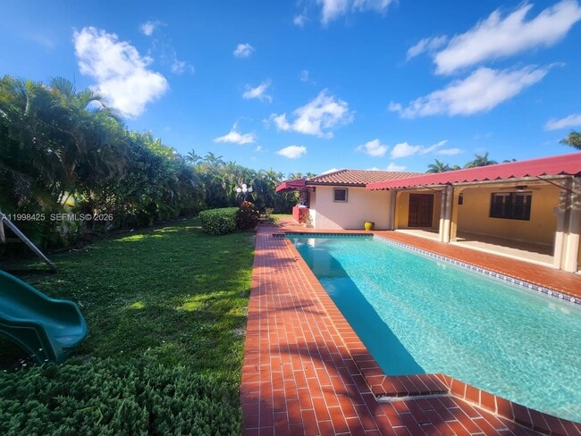 Building Photo - 2980 SW 111th Ave