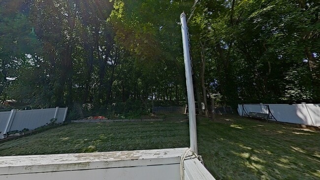 Building Photo - 23 N Bowditch St