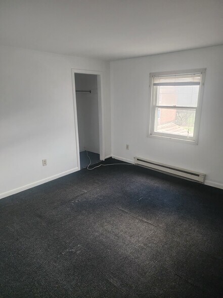 Building Photo - 3 Chatham St