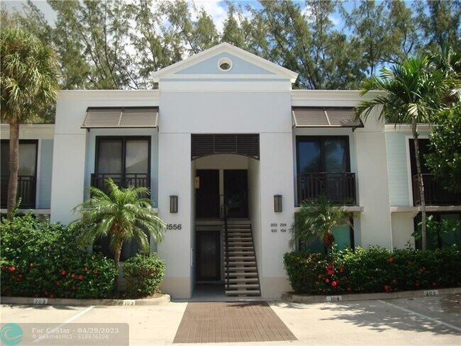 Building Photo - 1556 S Ocean Ln