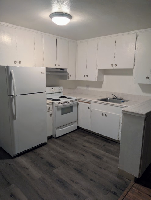 Building Photo - 1025 N Madison St