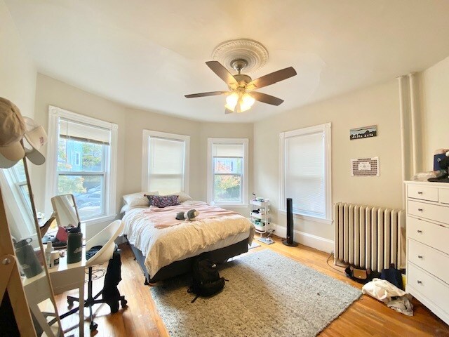 Primary Photo - 89 Hillside St