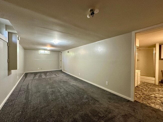 Building Photo - 3 Bedroom - 2 Bathroom Bargain Wichita, KS