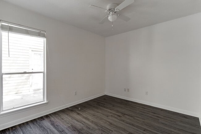 Building Photo - 18326 Autumn Trails Ln