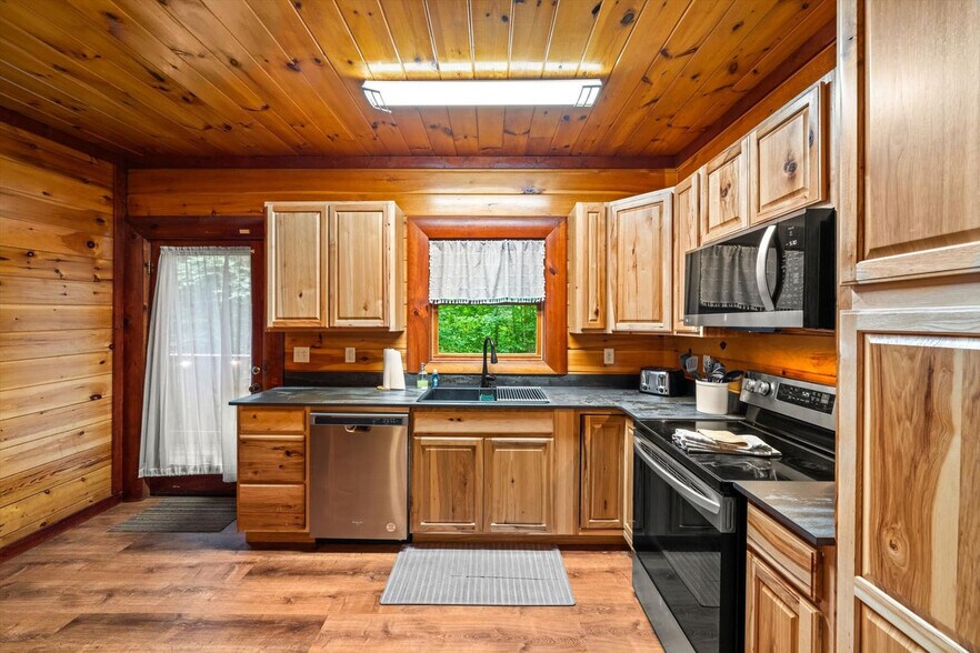 Building Photo - 217 Amet Way