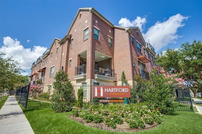 Primary Photo - 4323 Dickason Ave