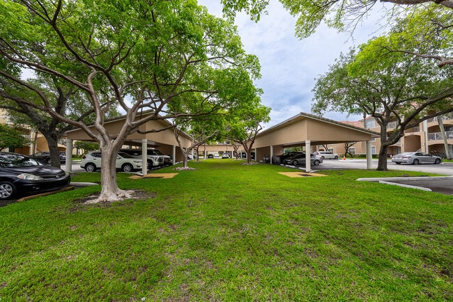 Building Photo - 5590 NW 61st St