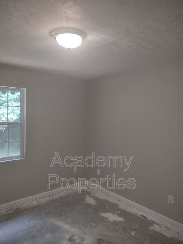 Building Photo - 2039 Faith Cove