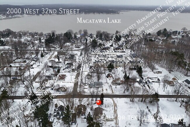 Building Photo - 2000 32nd St