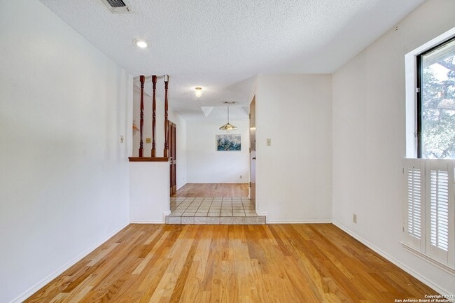 Building Photo - 5538 Timber Canyon St