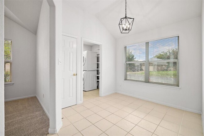 Building Photo - 1800 White Indigo Trail