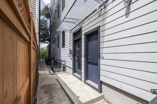 Building Photo - 4519 Georgia Ave NW