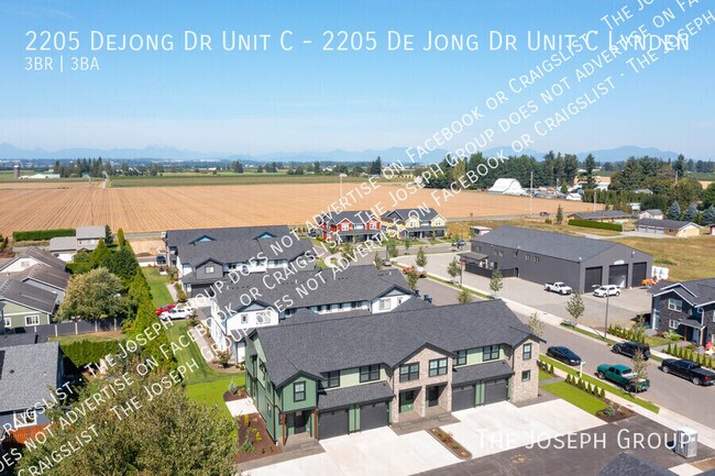 Building Photo - 2205 Dejong Dr Unit C