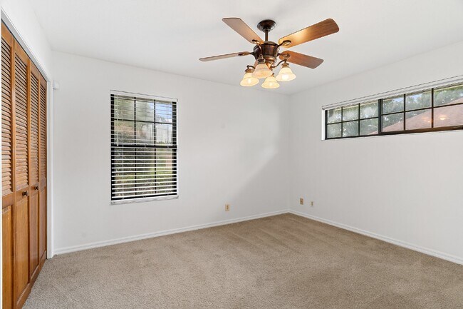 Building Photo - **Available February 2026***Welcome Home :: 3/2 with oversized fenced backyard in Indian Pines!