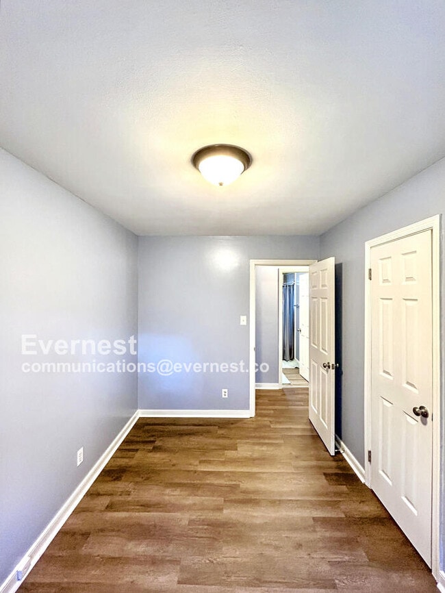 Building Photo - 2611 Gravel Hill Rd