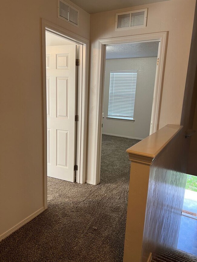 Building Photo - 4 bed 2.5 bath home in Meridian Idaho