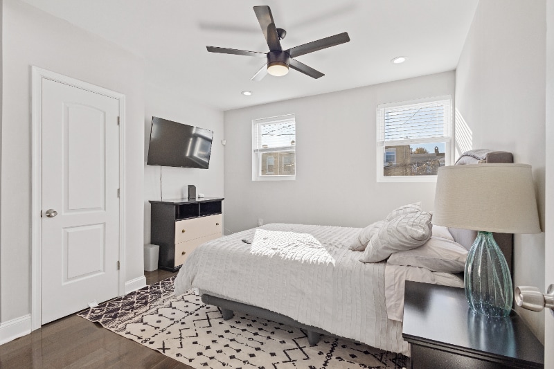 Building Photo - 230 N Luzerne Ave