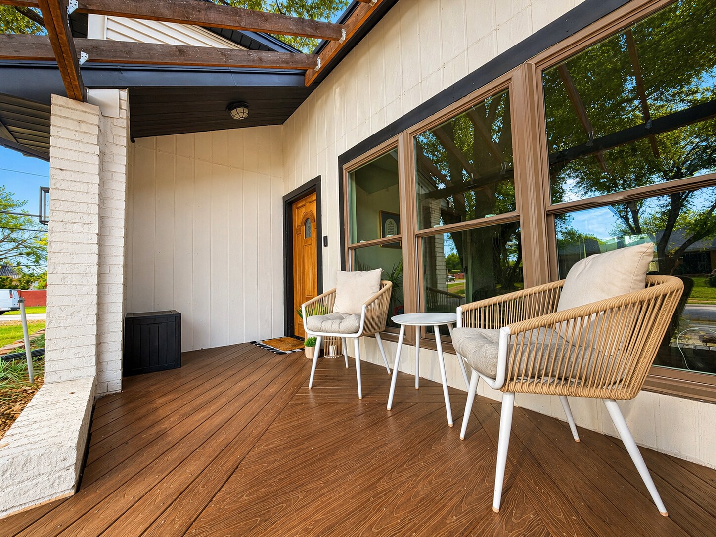 Building Photo - 3840 Horizon Dr