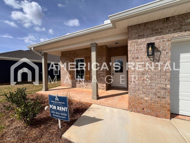 Building Photo - New Construction Home for Rent in Robertsdale, AL!!!