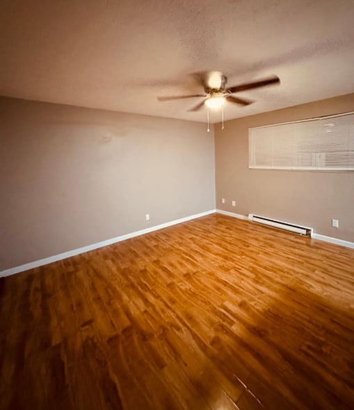 Building Photo - 2602 Chesterfield Ct