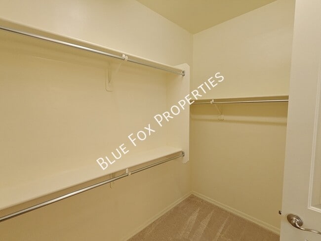 Building Photo - 12163 N Meditation Dr