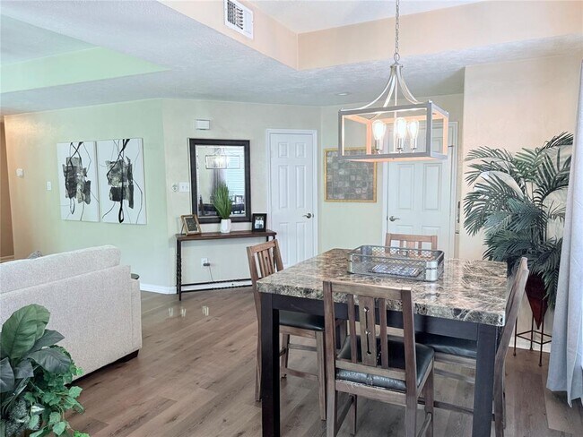 Building Photo - 87 N Avonlea Cir
