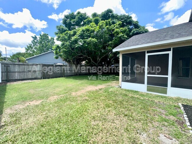 Building Photo - 2944 Summer Winds Cir